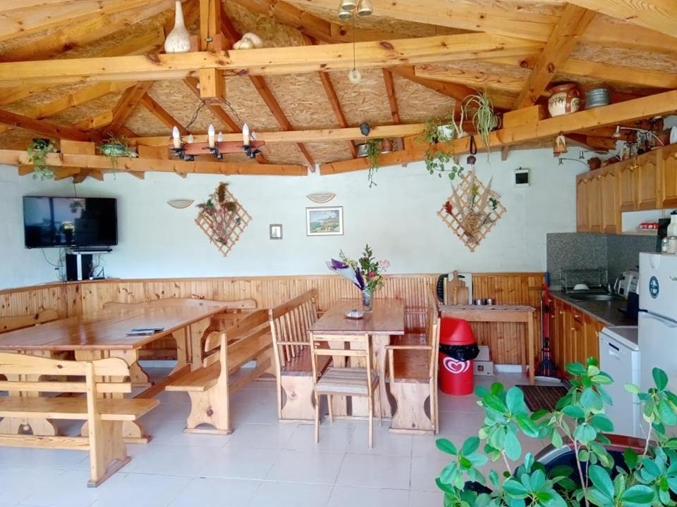 Vila Roza Baltsjik Buitenkant foto